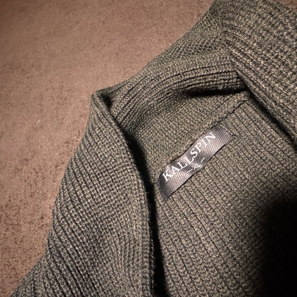 Dark Green Ribbed Button-Up Cardigan - Picture 2 of 2